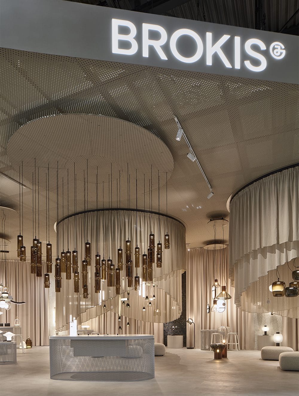 Read more about the article Brokis: Euroluce 2023