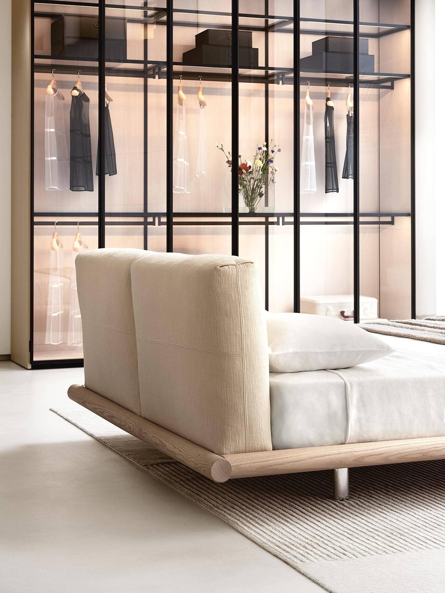 Read more about the article Porro: October 2024