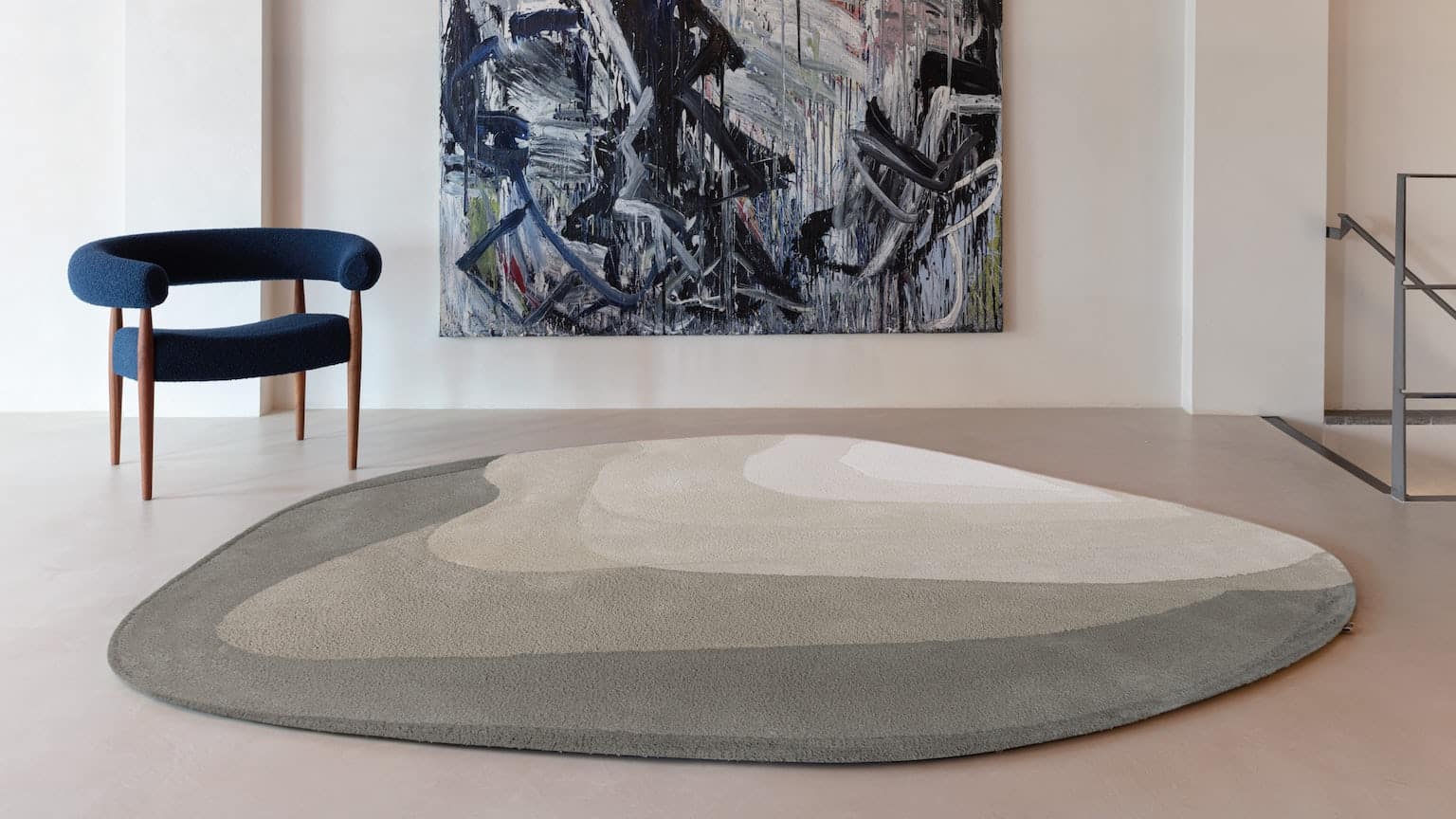 Read more about the article Limited Edition: Supersized Rugs for a Modern Makeover
