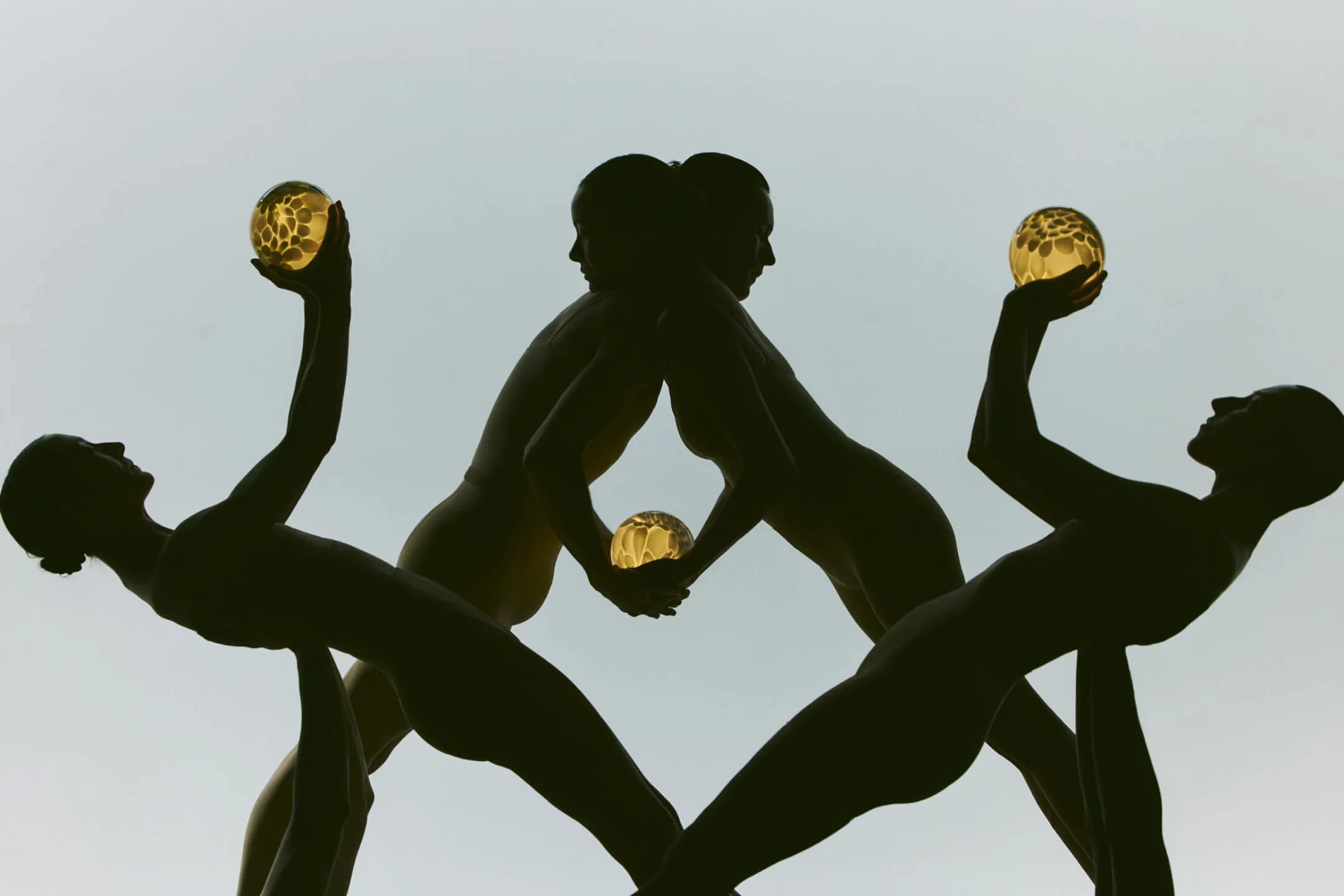 Read more about the article Bocci: Light Imprint: A Collaboration Between Bocci and Daria Mikhailiuk on Portable Light and Motion