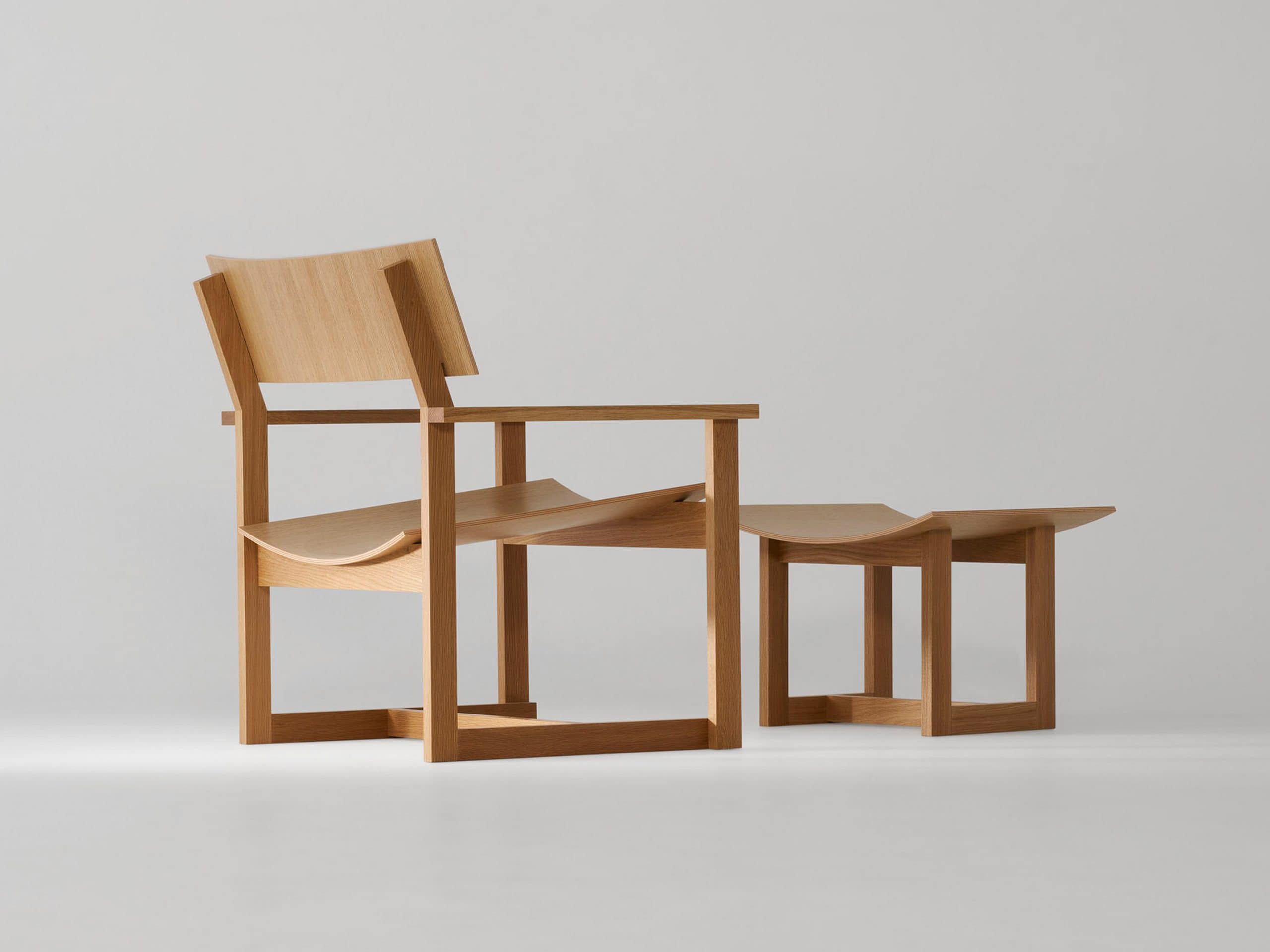 Read more about the article KOYORI: PRODUCT STORY: MAKURI LOUNGE CHAIR AND OTTOMAN Vol.2