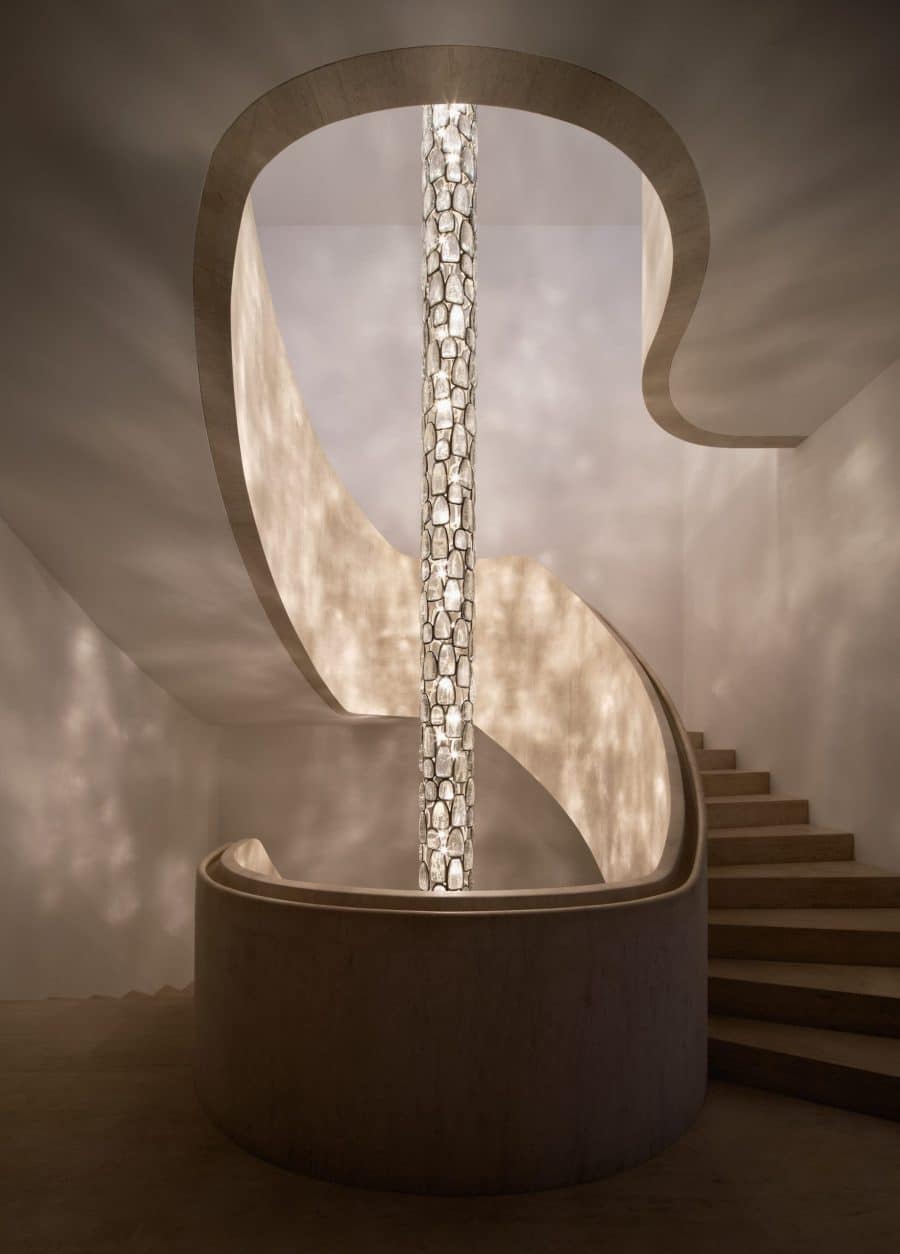 Read more about the article Introducing The Cabochon Column