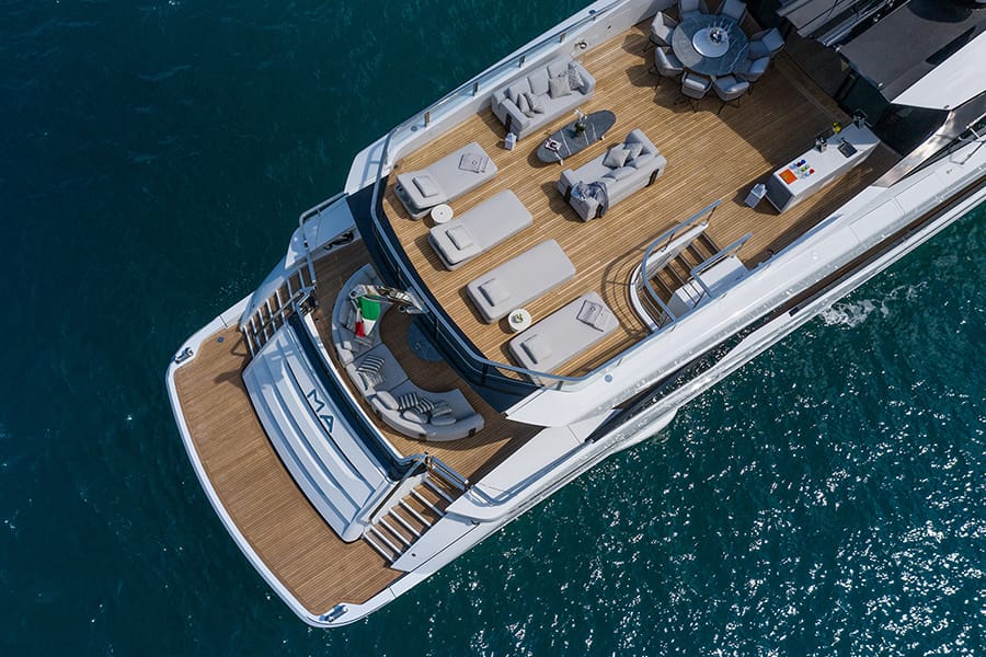 40954 N Minotti Yachting Mangusta Gransport45 01 Copia