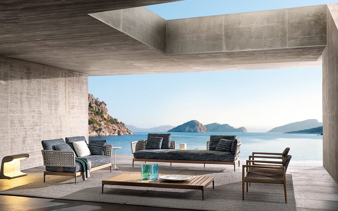 You are currently viewing Minotti: Patio Teak