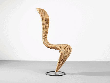 S-Chair