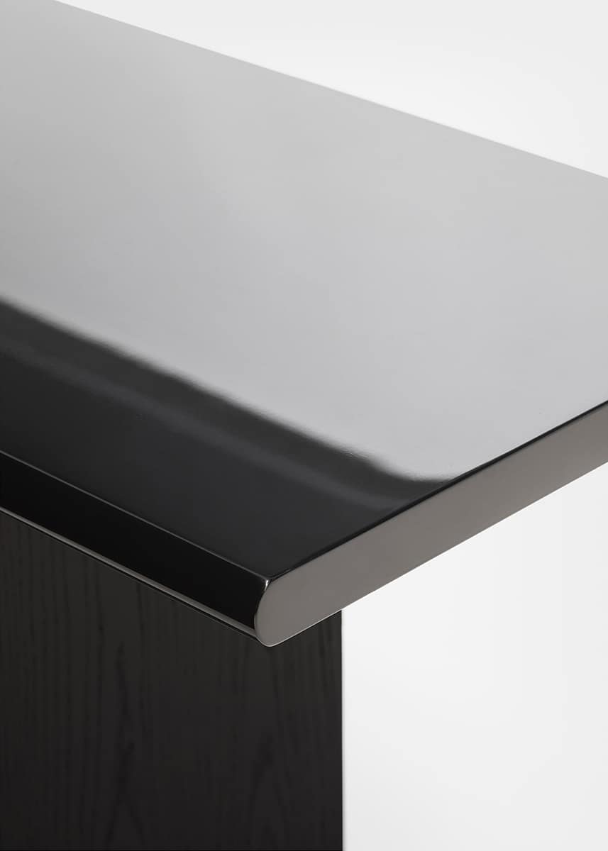Read more about the article ACERBIS: SHERATON SIDEBOARD AVAILABLE ON DISPLAY